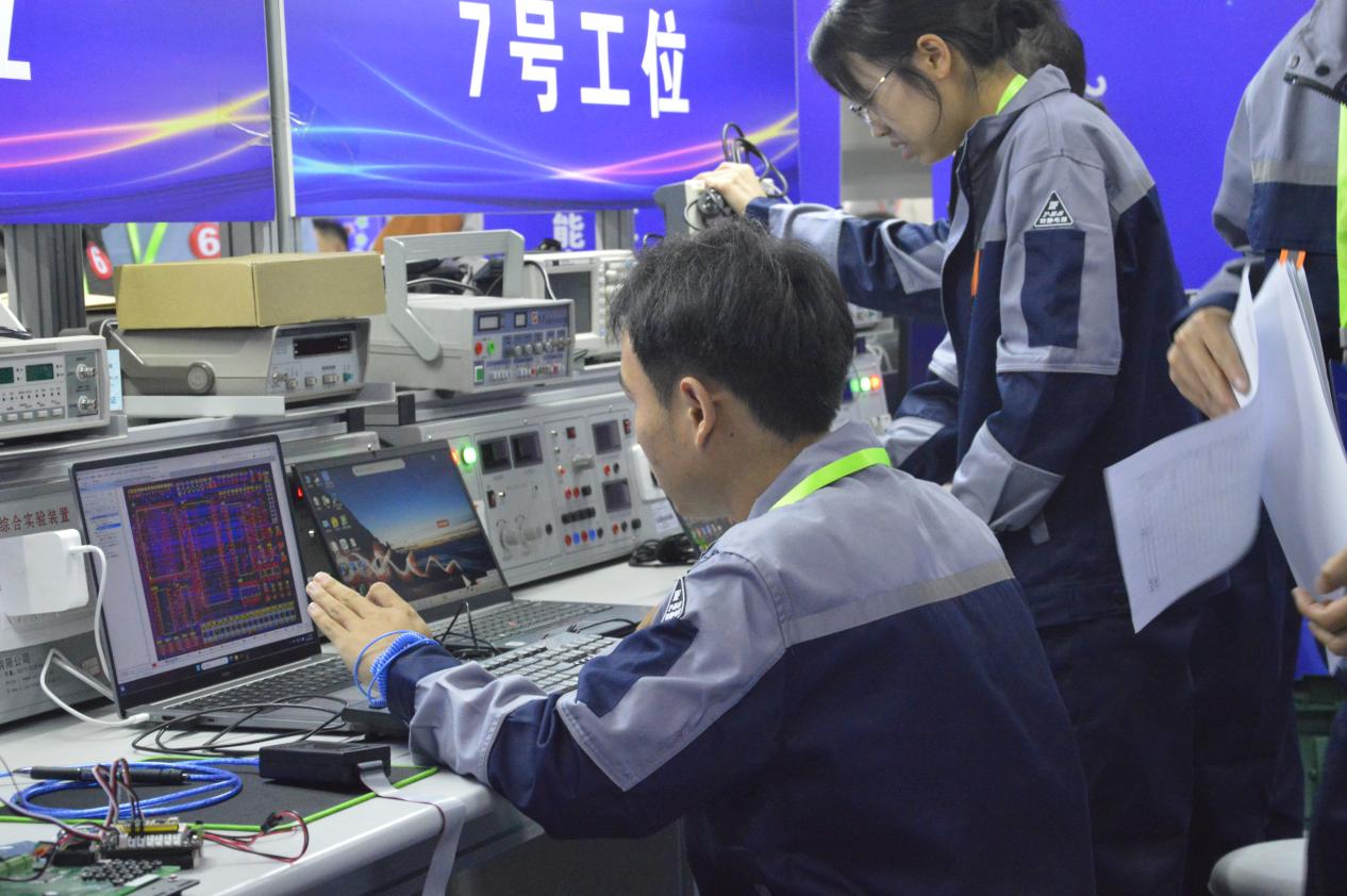 我校成功舉辦2023年云南省職業院校技能大賽“智能電子產品設計與開發”賽項，引領職業教育創新與實踐新篇章